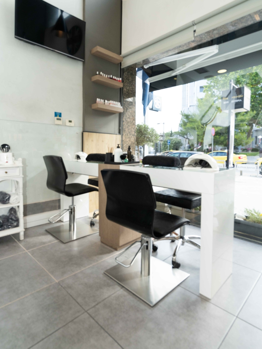 Cozy nail bar area in a well-appointed hair salon