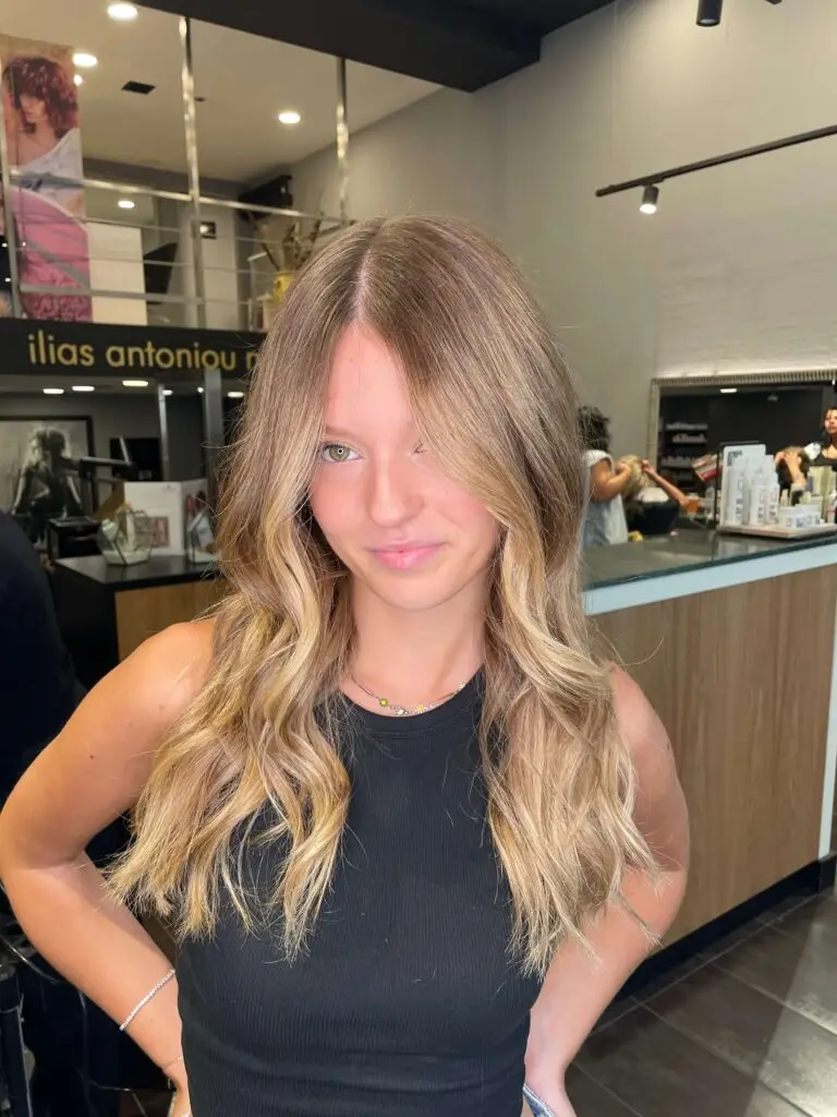 Close-up of Airtouch Balayage with soft, natural transitions
